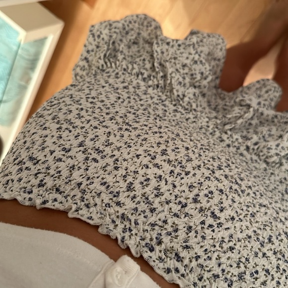 Ruffle skirt from Garage - Picture 2 of 2